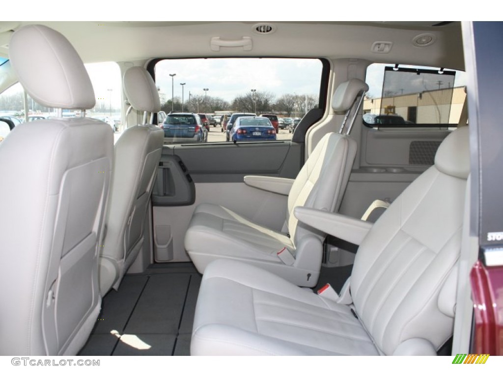2010 Chrysler Town & Country Touring Rear Seat Photo #62564584