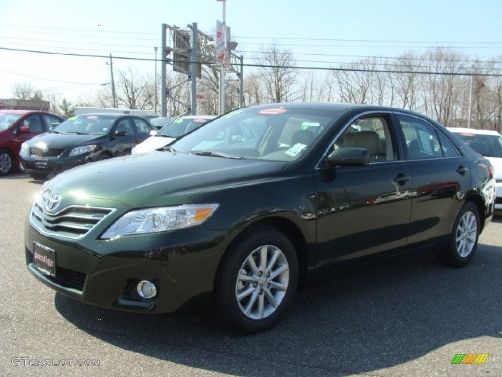 2011 Camry XLE - Spruce Green Mica / Ash photo #3