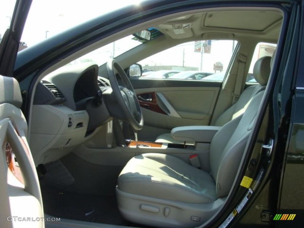 2011 Camry XLE - Spruce Green Mica / Ash photo #7