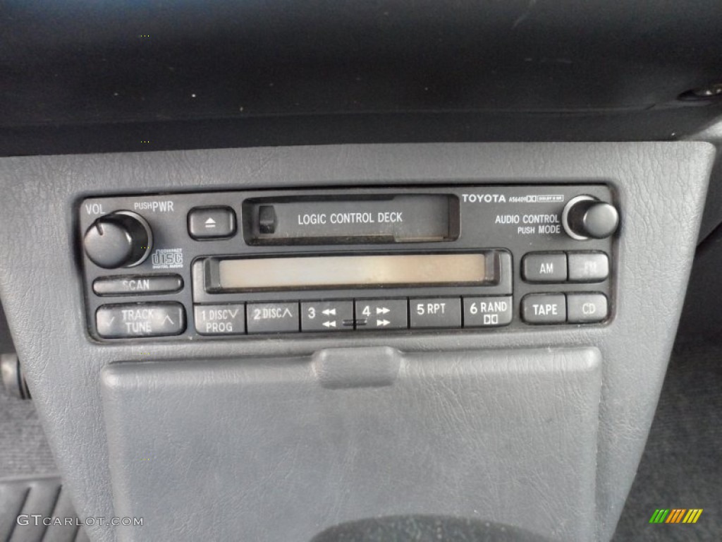 2000 Toyota RAV4 Standard RAV4 Model Audio System Photo #62566522