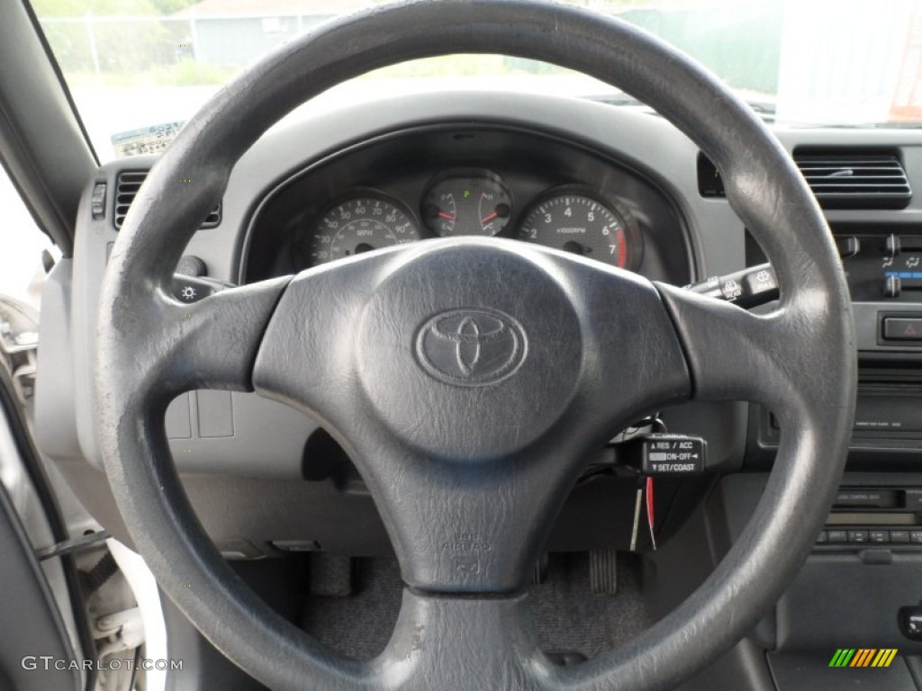 2000 Toyota RAV4 Standard RAV4 Model Light Charcoal Steering Wheel Photo #62566540