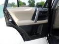 Black - 4Runner SR5 4x4 Photo No. 32