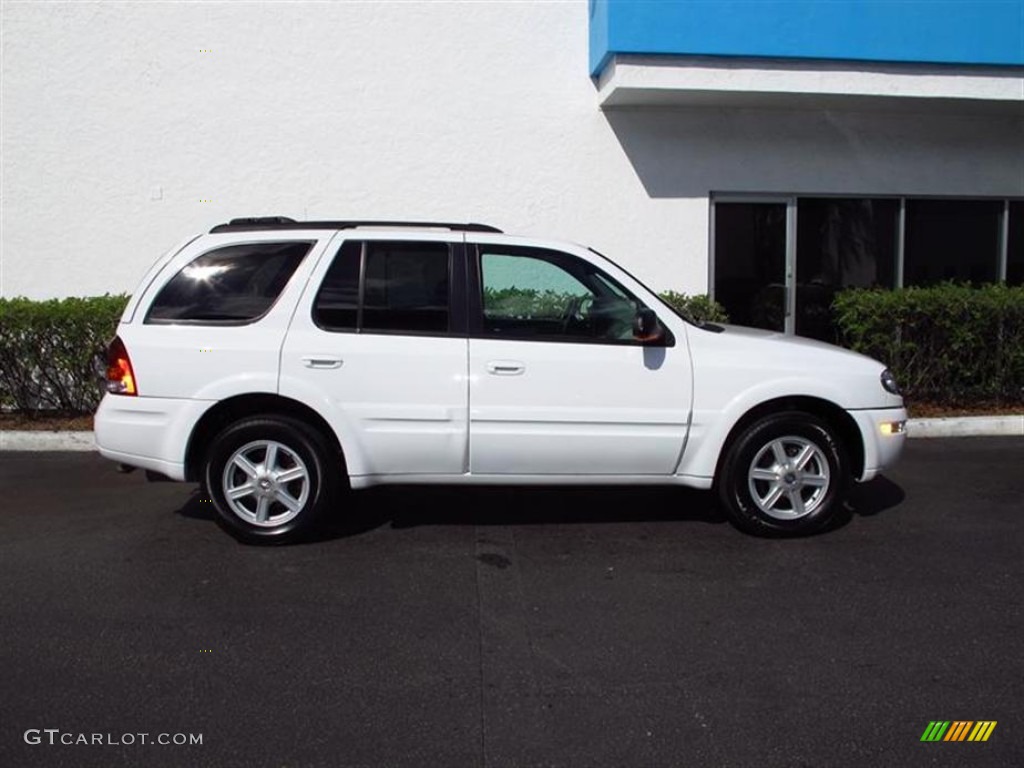 2002 Bravada AWD - Arctic White / Pewter photo #2