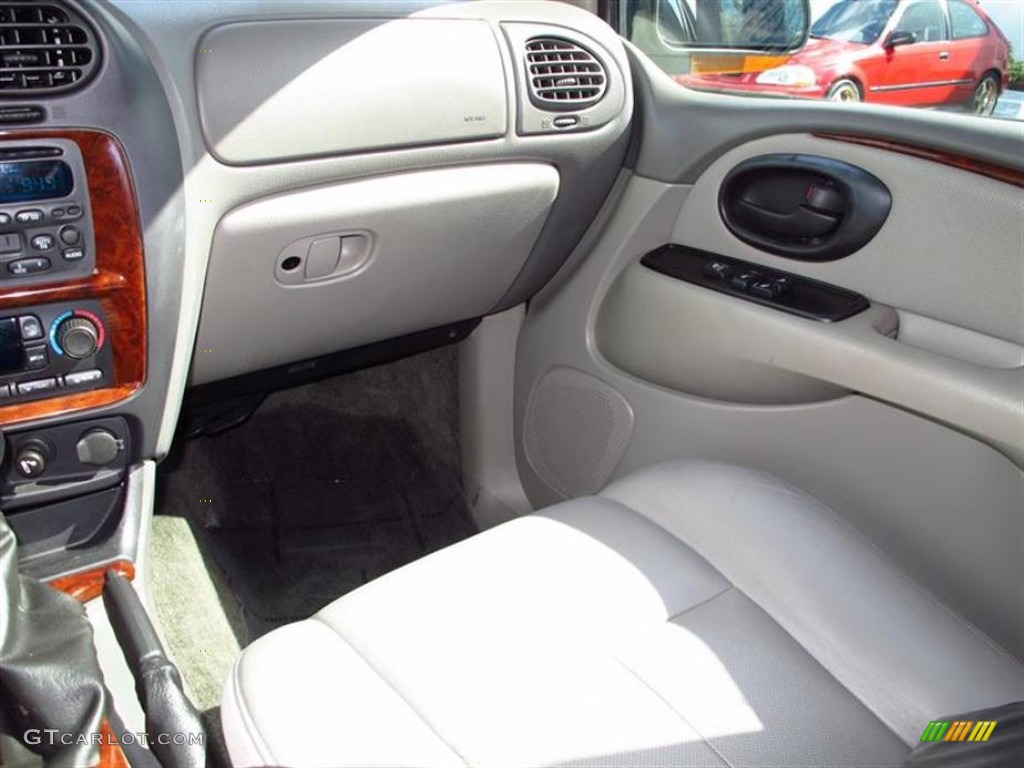 2002 Bravada AWD - Arctic White / Pewter photo #13