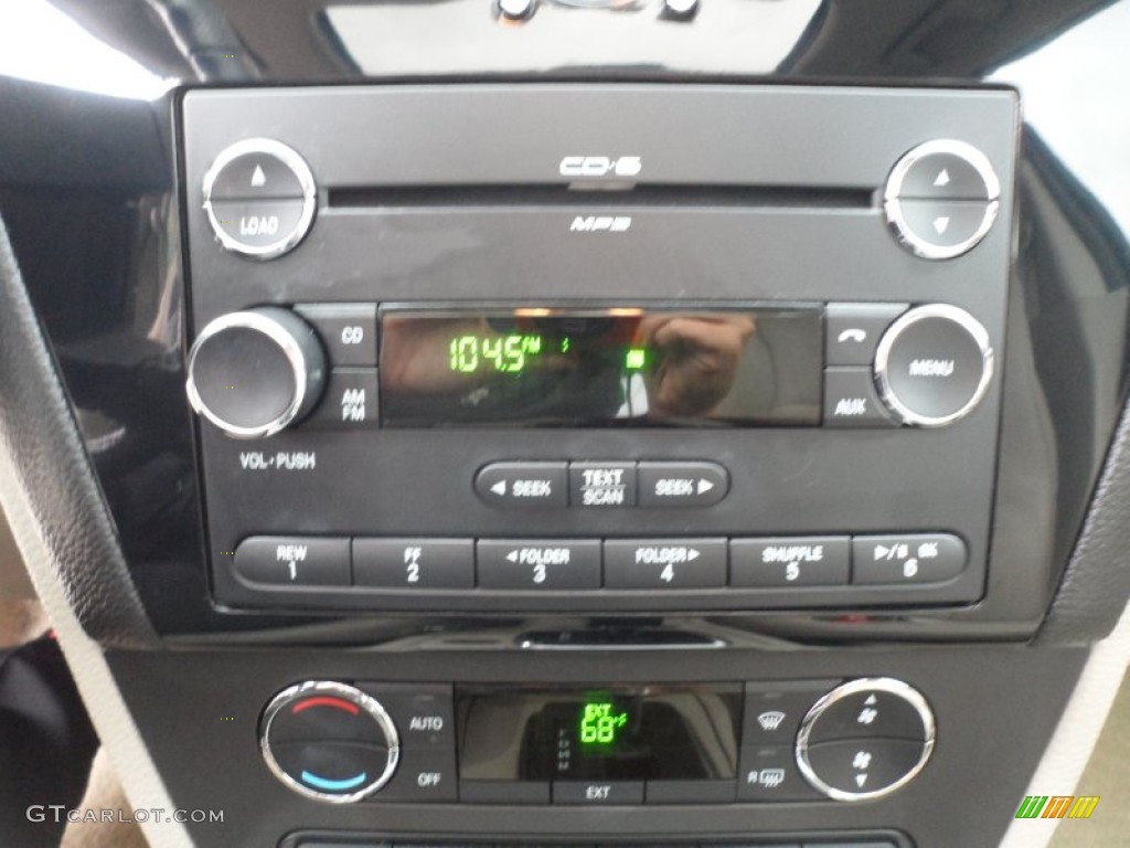 2008 Ford Fusion SEL V6 Audio System Photos