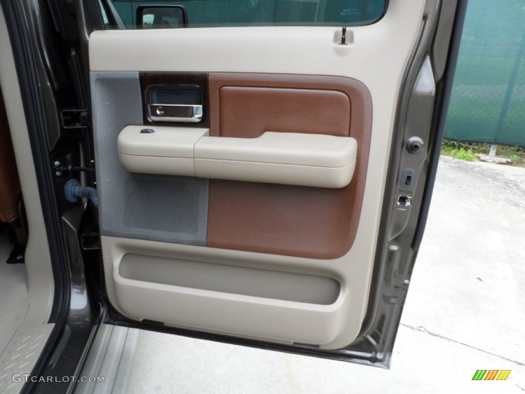 2008 Ford F150 King Ranch SuperCrew Tan/Castaño Leather Door Panel Photo #62569473
