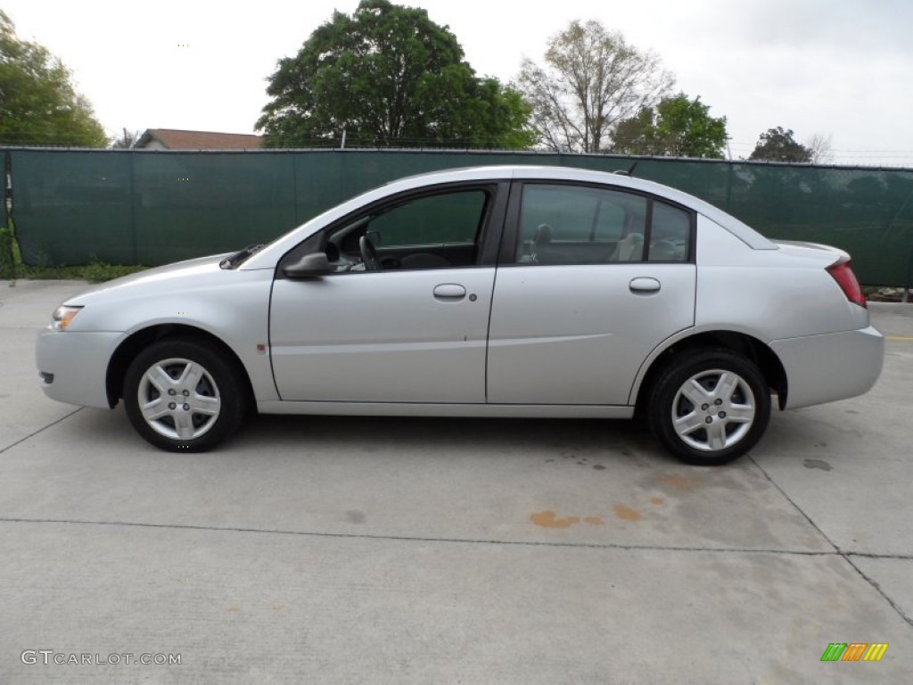 2007 ION 2 Sedan - Silver Nickel / Gray photo #6