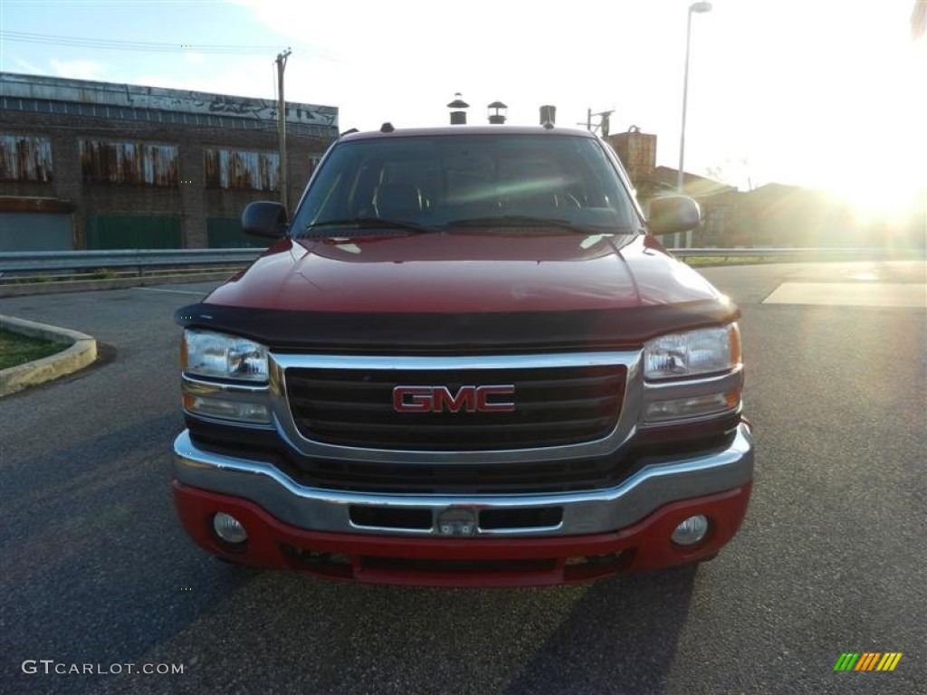 2004 Sierra 2500HD SLT Crew Cab 4x4 - Fire Red / Dark Pewter photo #10