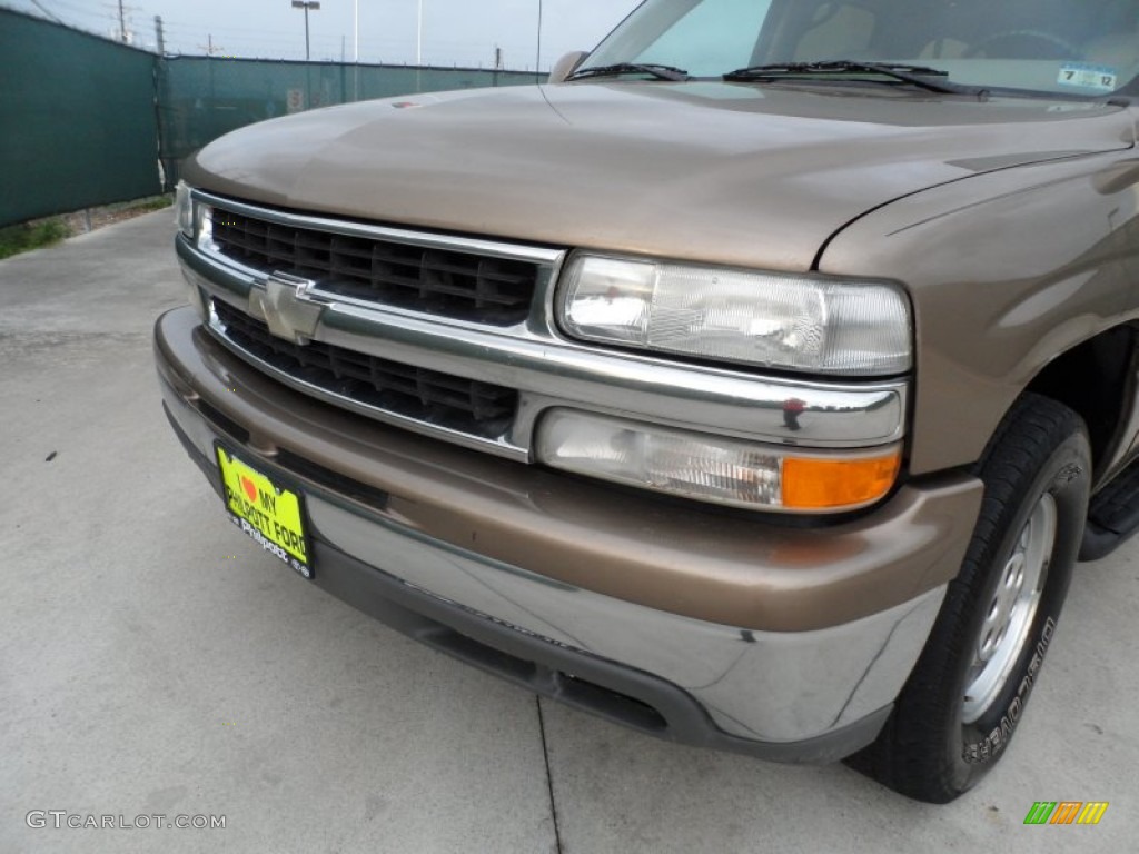 2003 Suburban 1500 LT - Sandalwood Metallic / Tan/Neutral photo #11