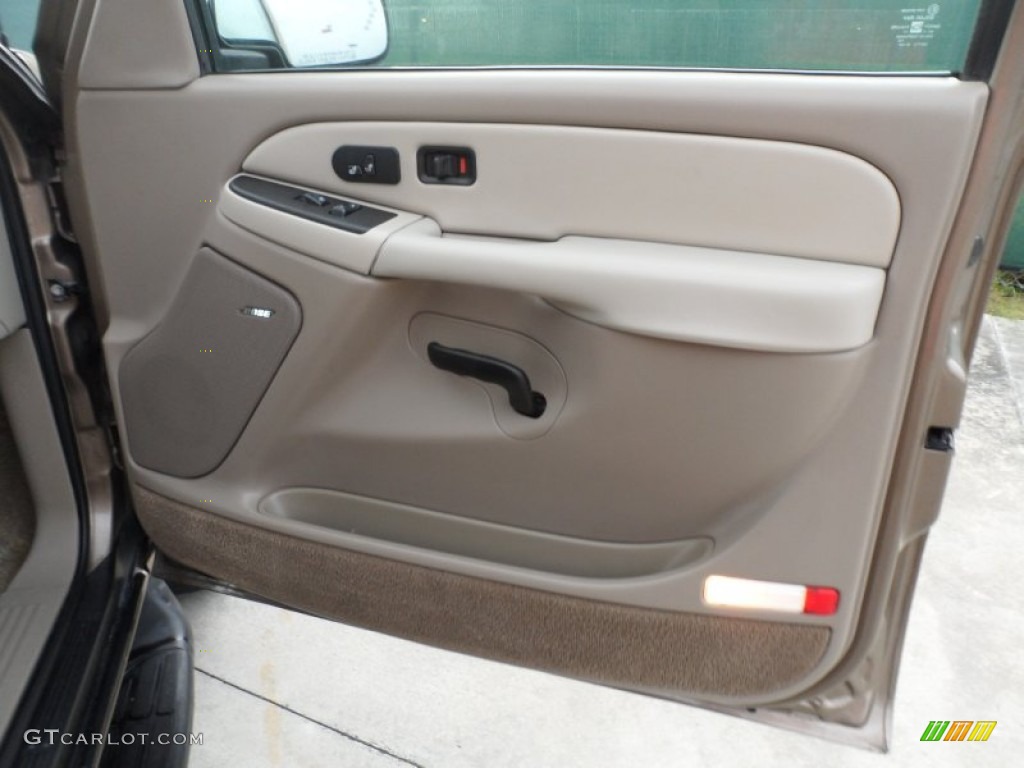 2003 Chevrolet Suburban 1500 LT Tan/Neutral Door Panel Photo #62572182