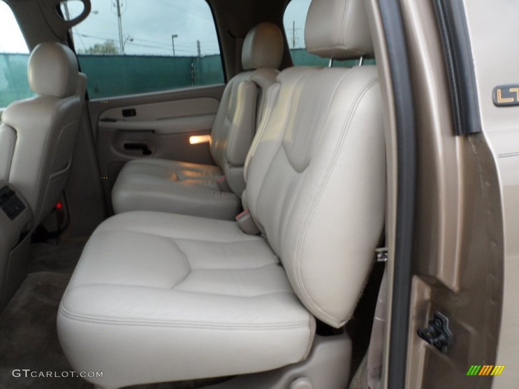 2003 Suburban 1500 LT - Sandalwood Metallic / Tan/Neutral photo #33