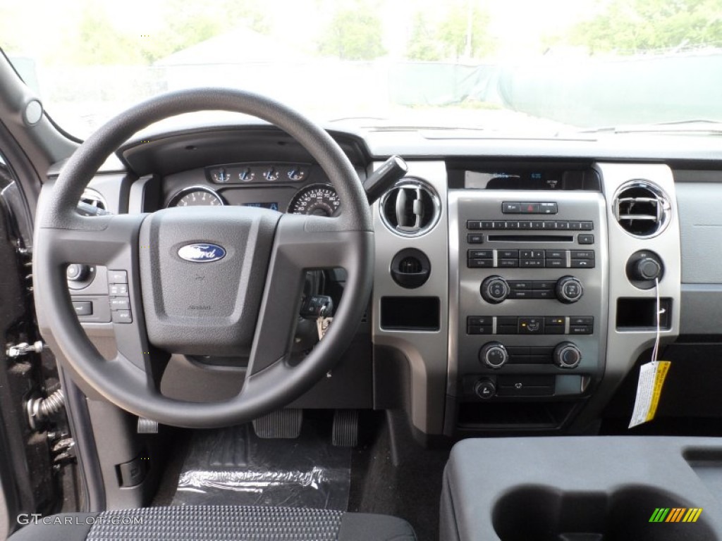 2012 Ford F150 XLT SuperCrew Black Dashboard Photo #62573284