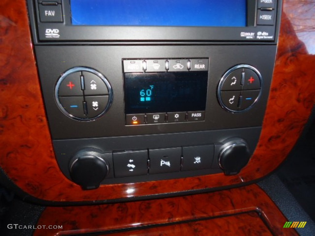 2011 Tahoe LTZ 4x4 - Black / Ebony photo #24