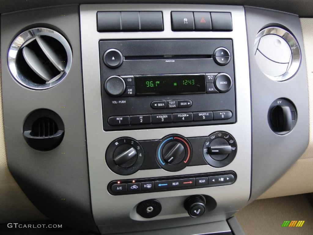 2007 Ford Expedition XLT Controls Photos
