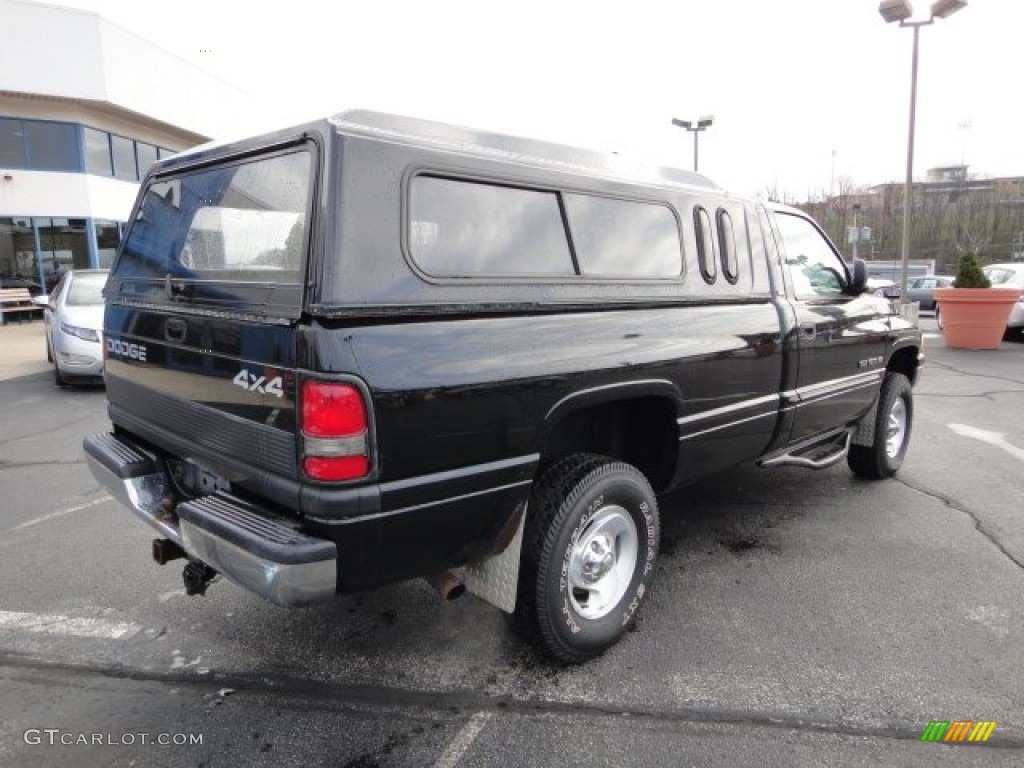 2001 Ram 1500 SLT Regular Cab 4x4 - Black / Agate photo #2