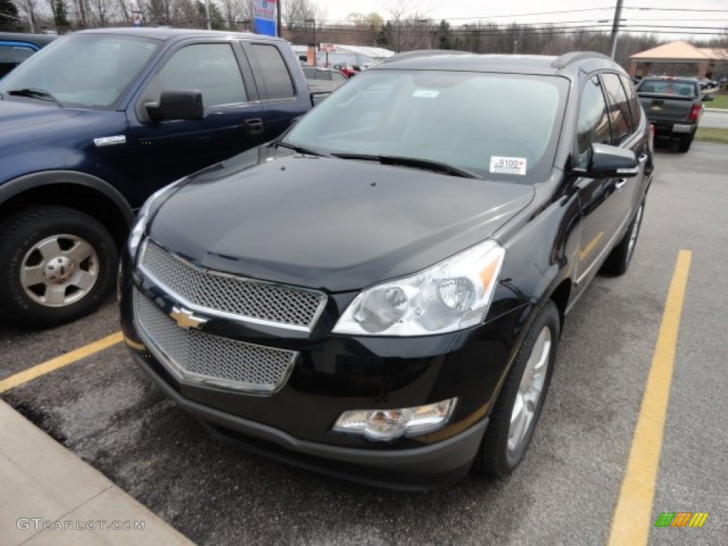 Black Granite Metallic Chevrolet Traverse