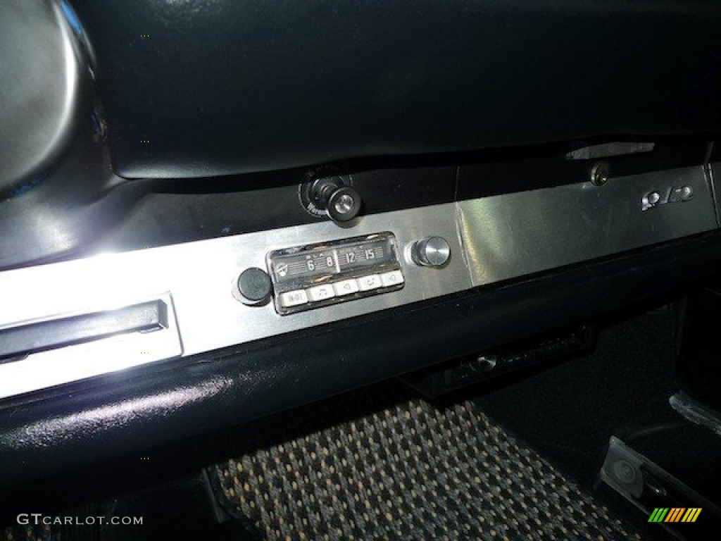 1966 Porsche 912 Coupe Audio System Photo #62590251
