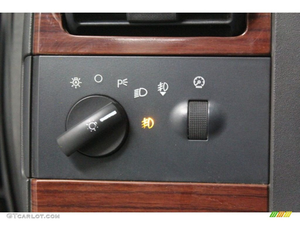 2006 Ford F250 Super Duty FX4 SuperCab 4x4 Controls Photo #62590662