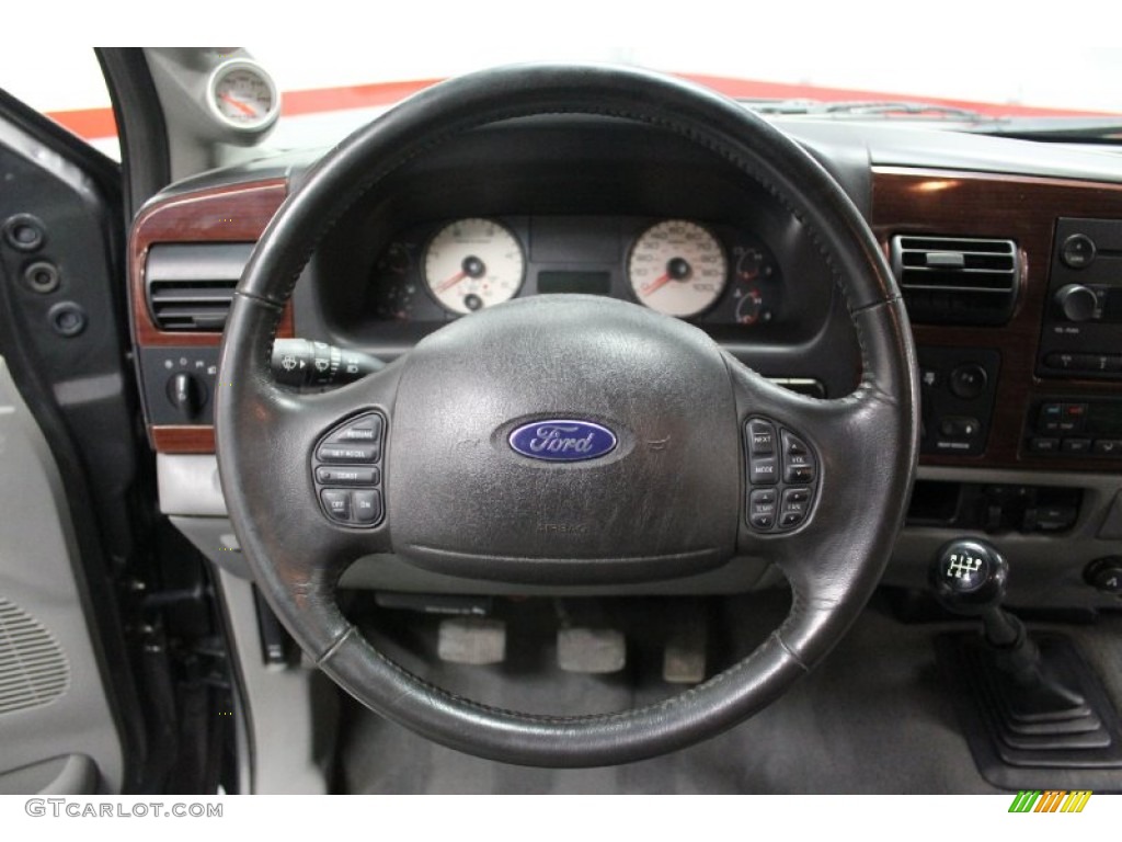 2006 Ford F250 Super Duty FX4 SuperCab 4x4 Medium Flint Steering Wheel Photo #62590680