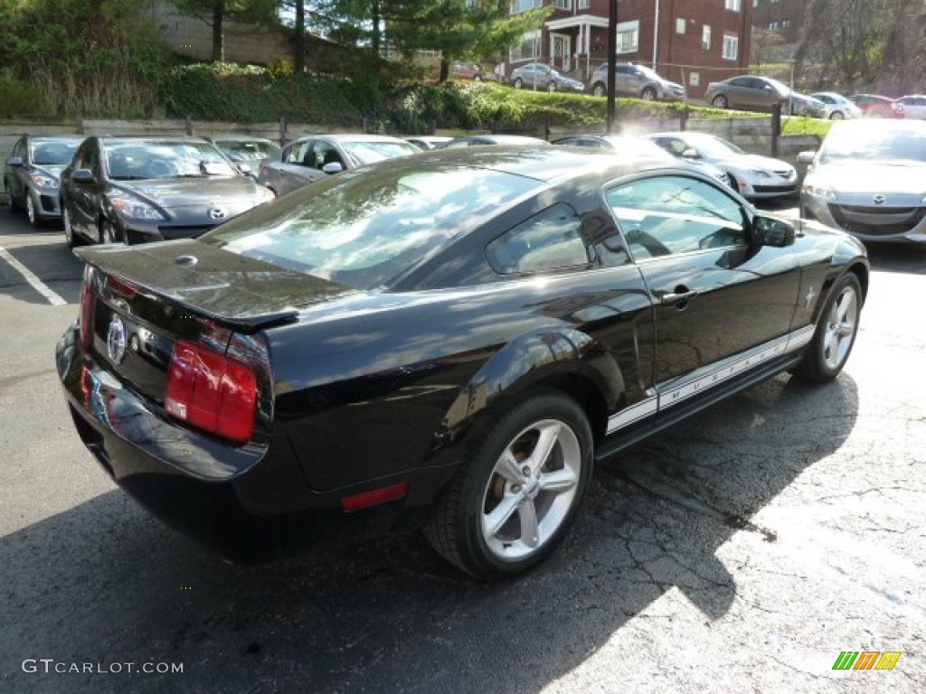 2007 Mustang V6 Premium Coupe - Black / Dark Charcoal photo #5