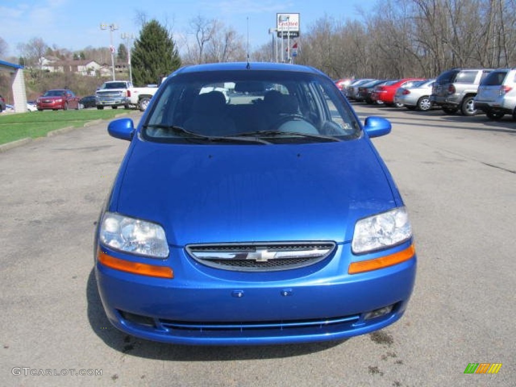 Bright Blue Metallic 2004 Chevrolet Aveo Hatchback Exterior Photo #62597462