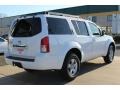 Avalanche White - Pathfinder S 4x4 Photo No. 5