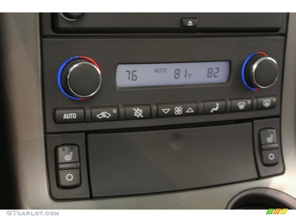 2007 Chevrolet Corvette Convertible Controls Photo #62599445