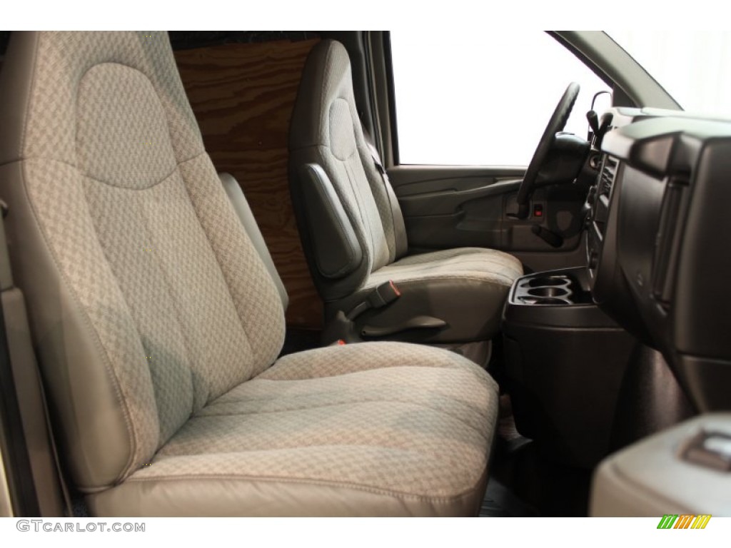 2009 Savana Van 1500 AWD Cargo - Silver Birch Metallic / Medium Pewter photo #11