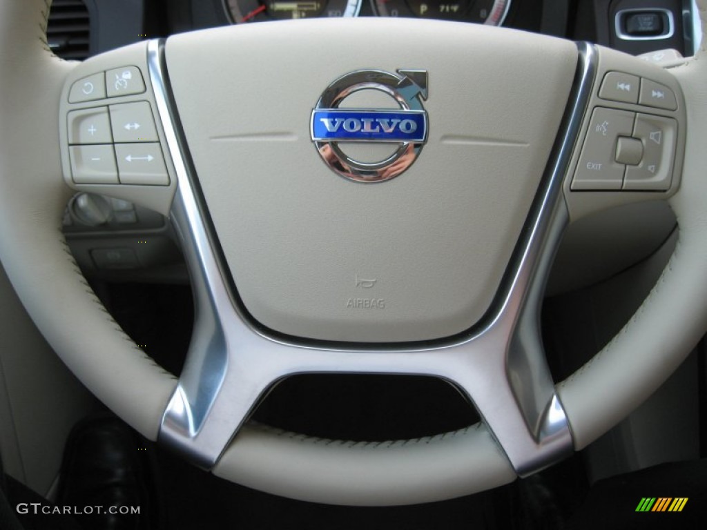 2012 Volvo XC60 T6 AWD Sandstone Beige/Espresso Steering Wheel Photo #62600072