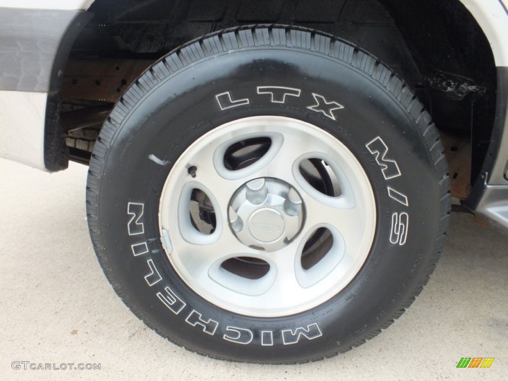 2001 Ford Explorer XLT Wheel Photo #62601012