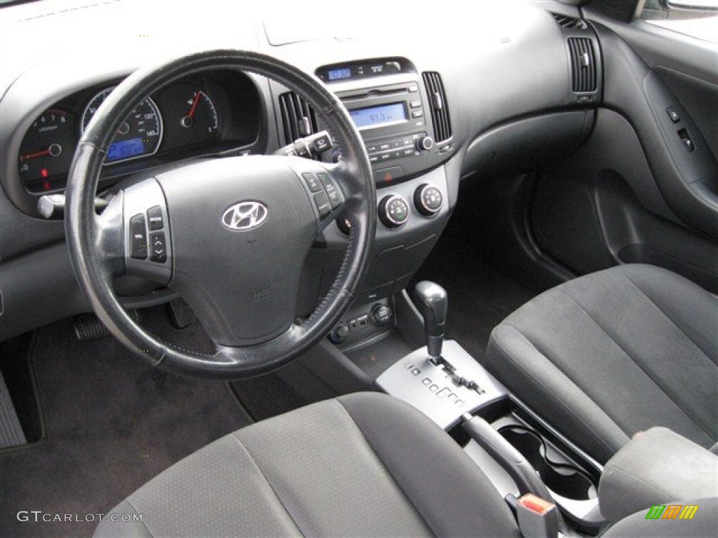 2009 Elantra SE Sedan - Black Pearl / Black photo #12