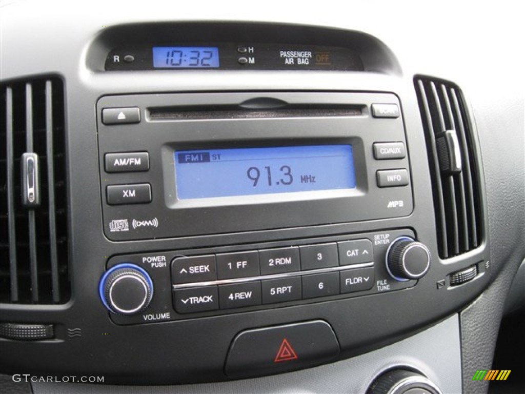 2009 Elantra SE Sedan - Black Pearl / Black photo #16
