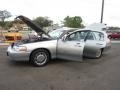 2006 Silver Birch Metallic Lincoln Town Car Signature Limited  photo #18