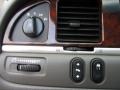 2006 Silver Birch Metallic Lincoln Town Car Signature Limited  photo #29