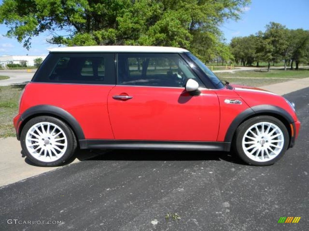 Chili Red 2006 Mini Cooper S Hardtop Exterior Photo #62607053