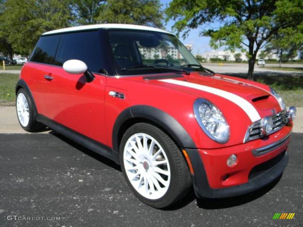 Chili Red 2006 Mini Cooper S Hardtop Exterior Photo #62607062