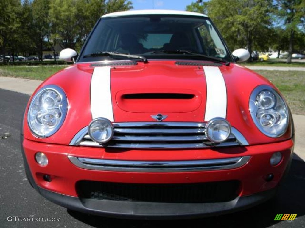 Chili Red 2006 Mini Cooper S Hardtop Exterior Photo #62607071