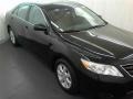 Black - Camry LE Photo No. 22