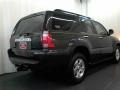 Black - 4Runner SR5 Photo No. 16