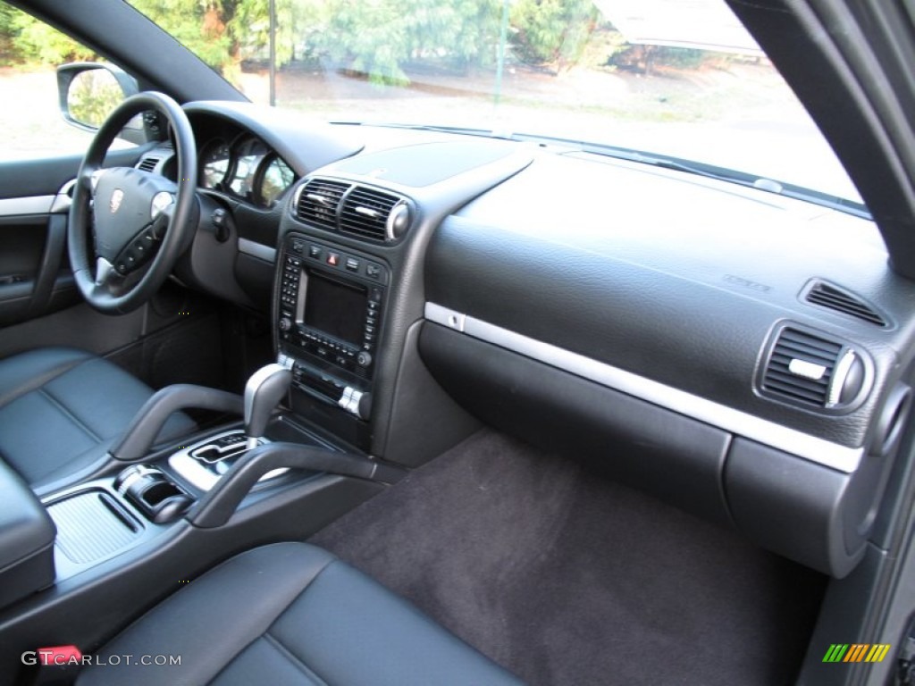 2008 Porsche Cayenne Tiptronic Black Dashboard Photo #62610191