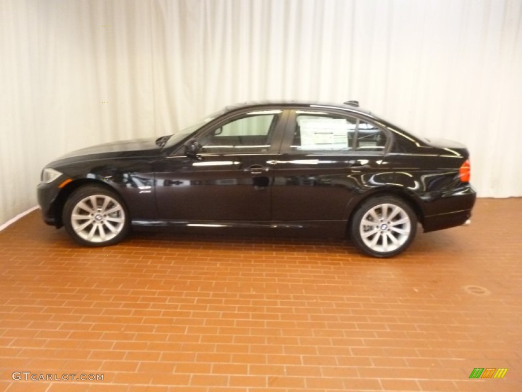 2011 3 Series 328i xDrive Sedan - Jet Black / Black photo #4