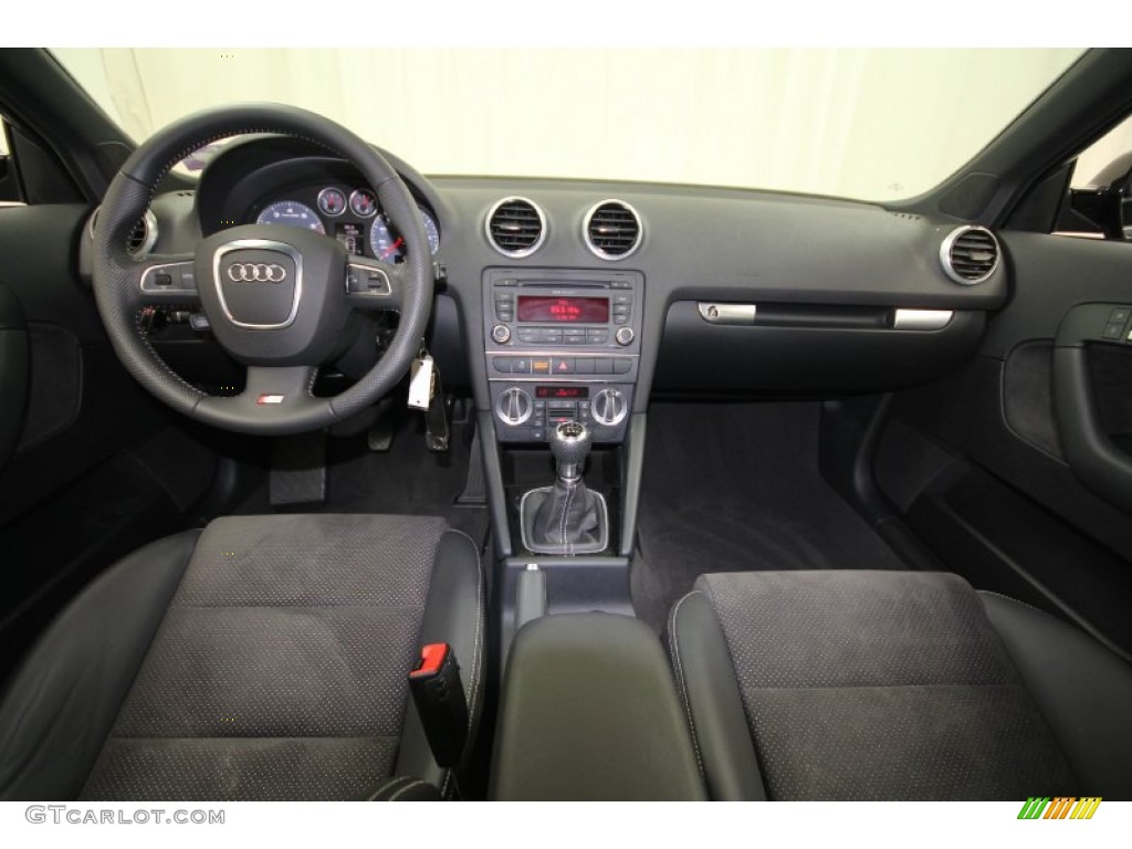 2011 Audi A3 2.0 TFSI Dashboard Photos