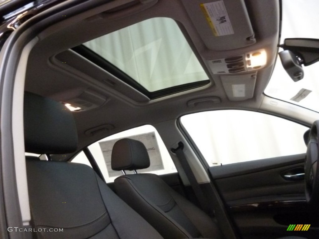 2011 3 Series 328i xDrive Sedan - Jet Black / Black photo #12