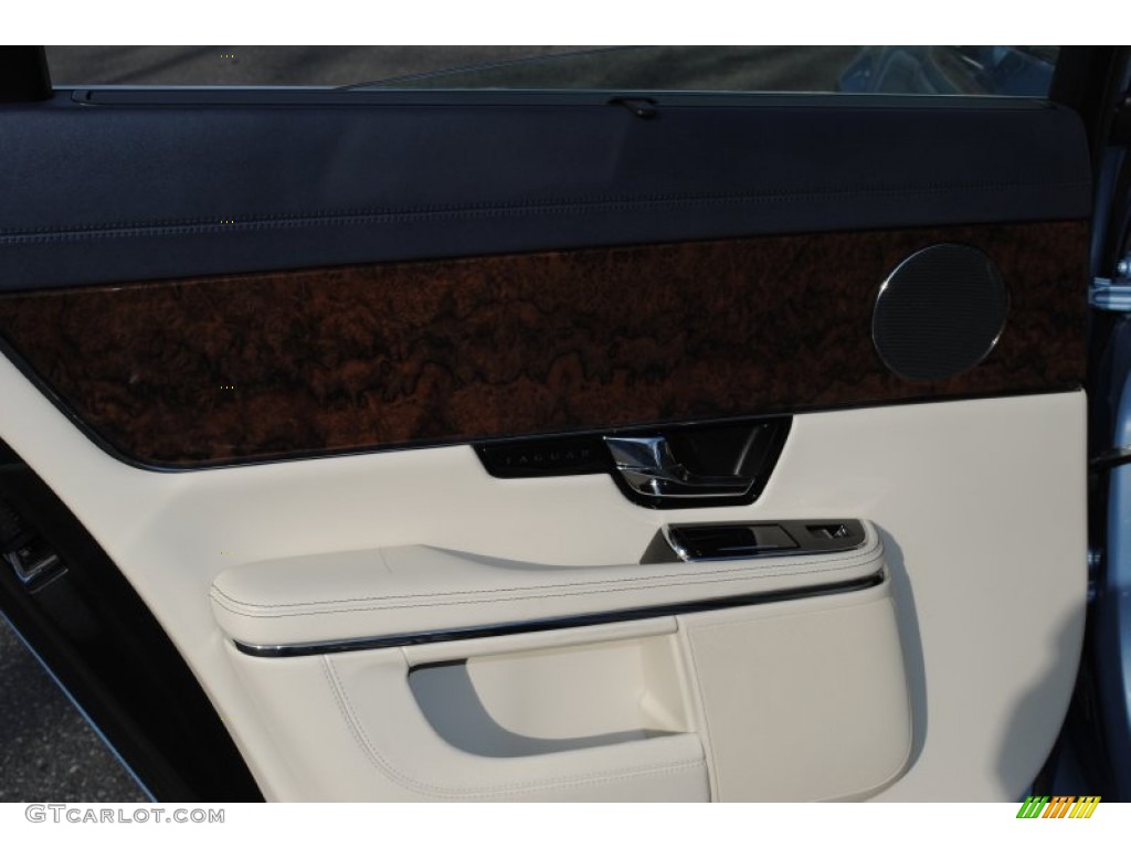 2011 XJ XJL - Frost Blue Metallic / Ivory/Navy photo #15