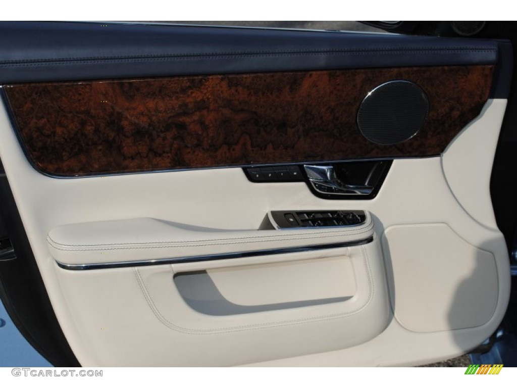 2011 XJ XJL - Frost Blue Metallic / Ivory/Navy photo #18