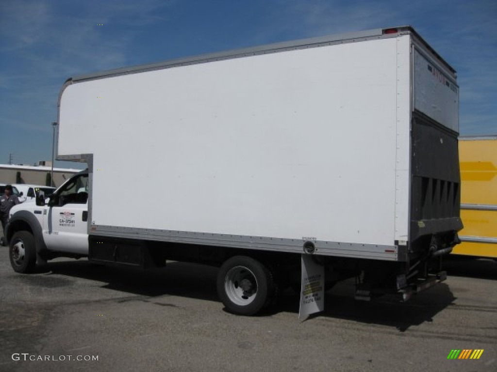 Oxford White 2005 Ford F550 Super Duty XL Regular Cab Moving Truck Exterior Photo #62618816