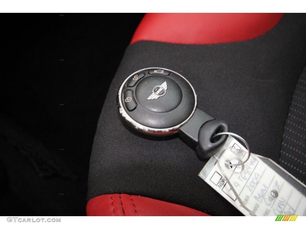 2009 Mini Cooper S Convertible Keys Photos