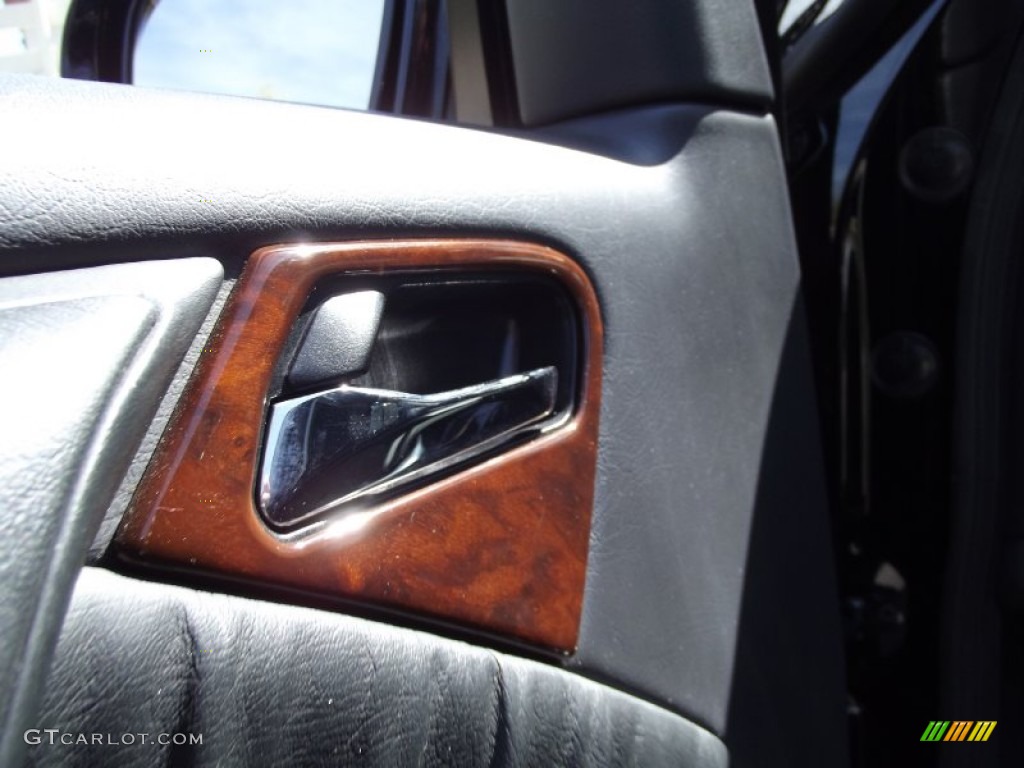 2005 ML 350 4Matic - Black / Charcoal photo #15