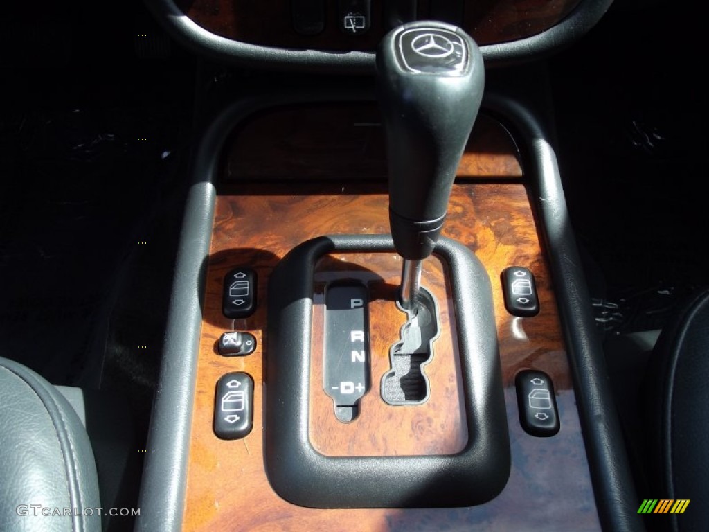 2005 ML 350 4Matic - Black / Charcoal photo #34