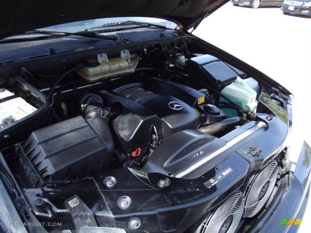 2005 ML 350 4Matic - Black / Charcoal photo #41